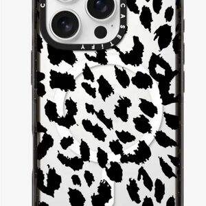 Leopard Print Phone Case - Black and White